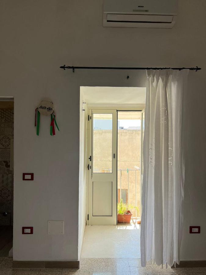 Casa Corte della libertà Uggiano La Chiesa Esterno foto